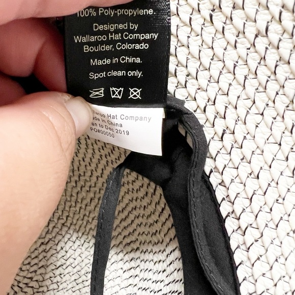 Wallaroo Ivory Black Darby Cloche SPF 50+ Classic Vintage Inspired Sun Hat - Picture 3 of 6